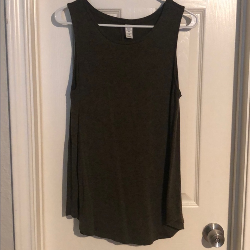 Old navy forest green top